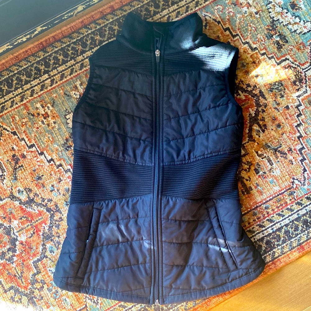 Ten Gear size small black vest